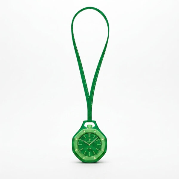 GREEN EIGHT